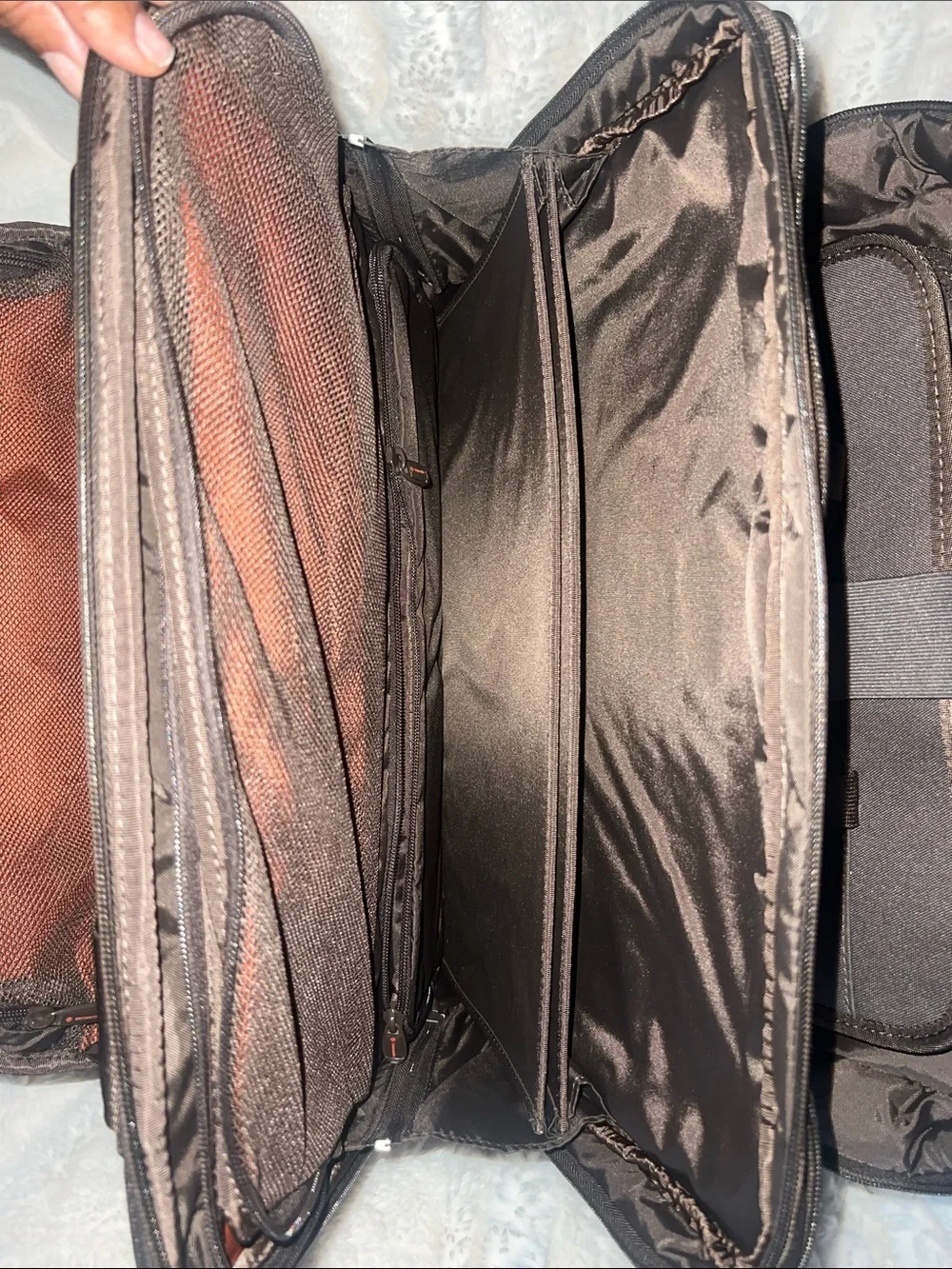 Samsonite Brown Rolling Travel luggage with Telescoping Handle
